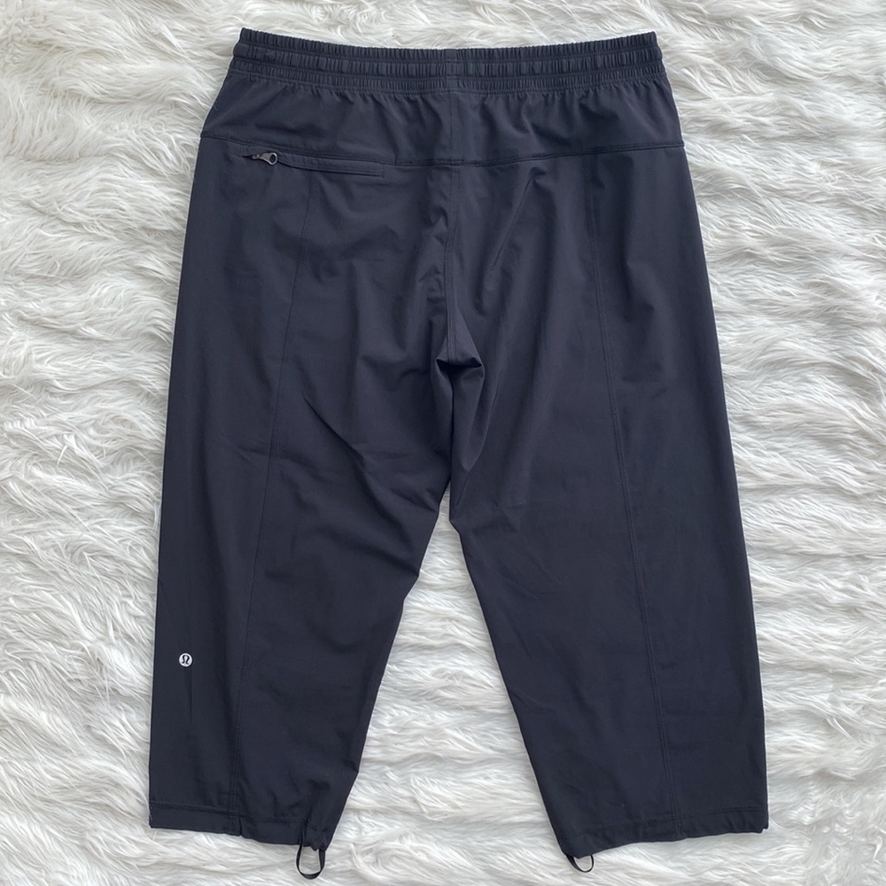 Lululemon | Step Lively Crop - Picture 9 of 15